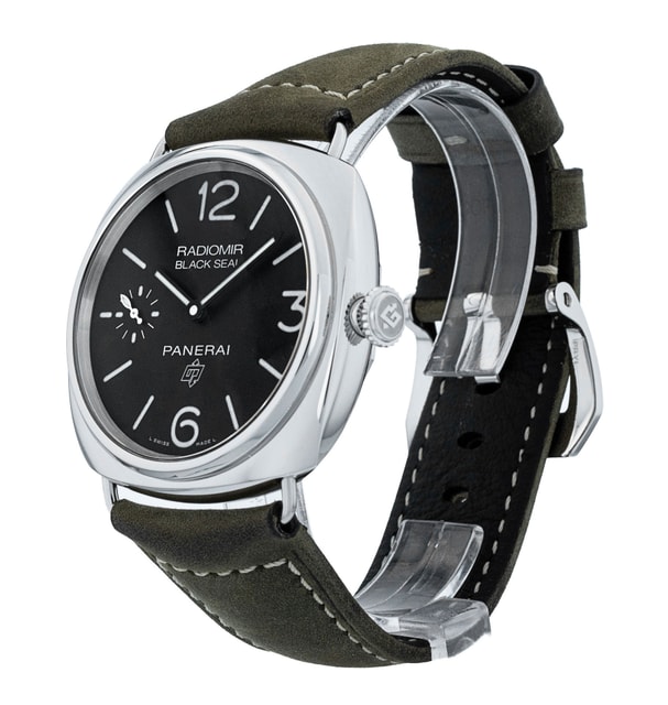 Panerai Radiomir Black Seal Logo PAM00754 Image 2